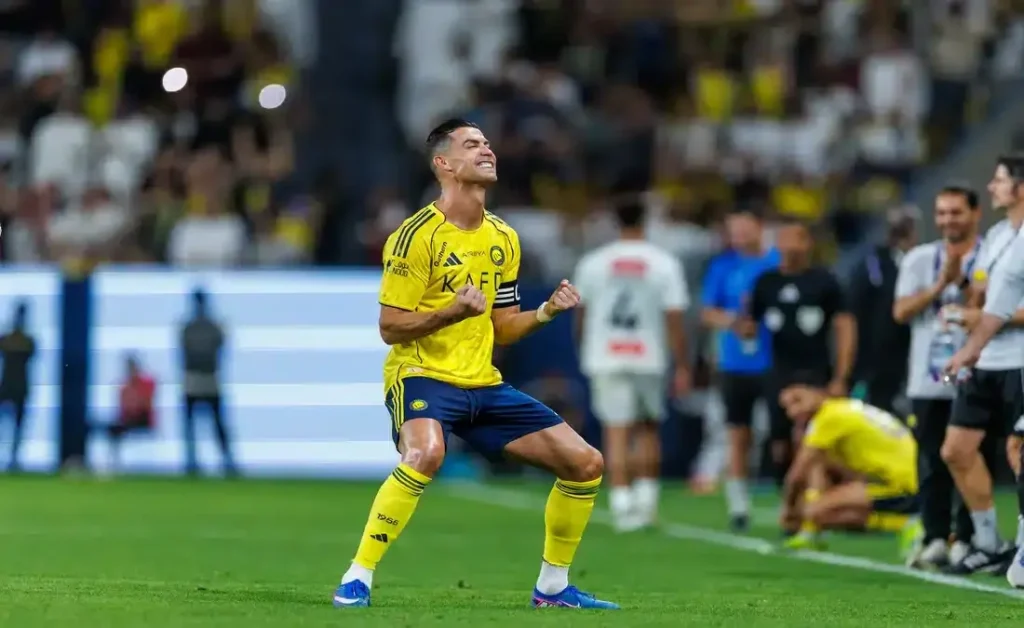 مبيعات قمصان النصر: رونالدو يدفع العالمي لقائمة العشرة الكبار